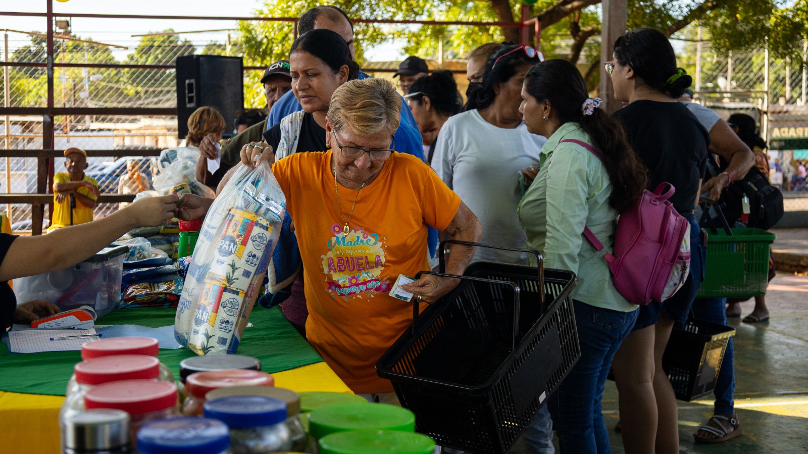 Comienzan las Ferias Alimentarias del Sol 2025 en dos parroquias de ...