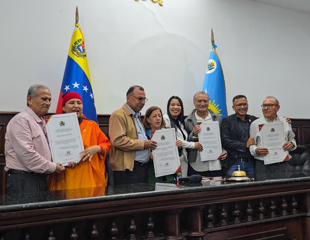 Más de 70 comunicadores reciben reconocimientos de la Gobernación y del Clez por el Día de la Comunicación Popular