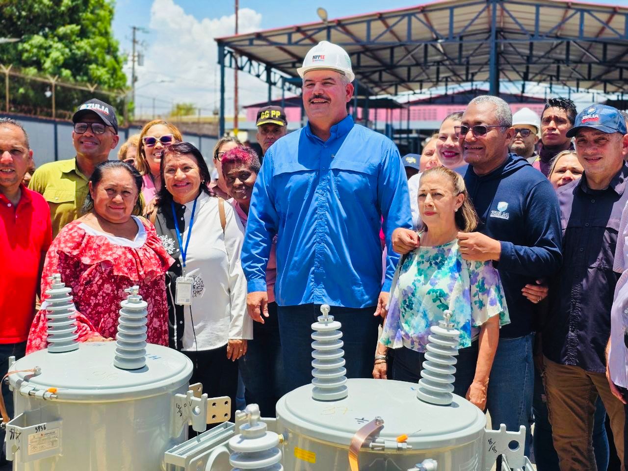 Gobernador Luis Caldera lidera la entrega de 150 nuevos transformadores para los 21 municipios del estado