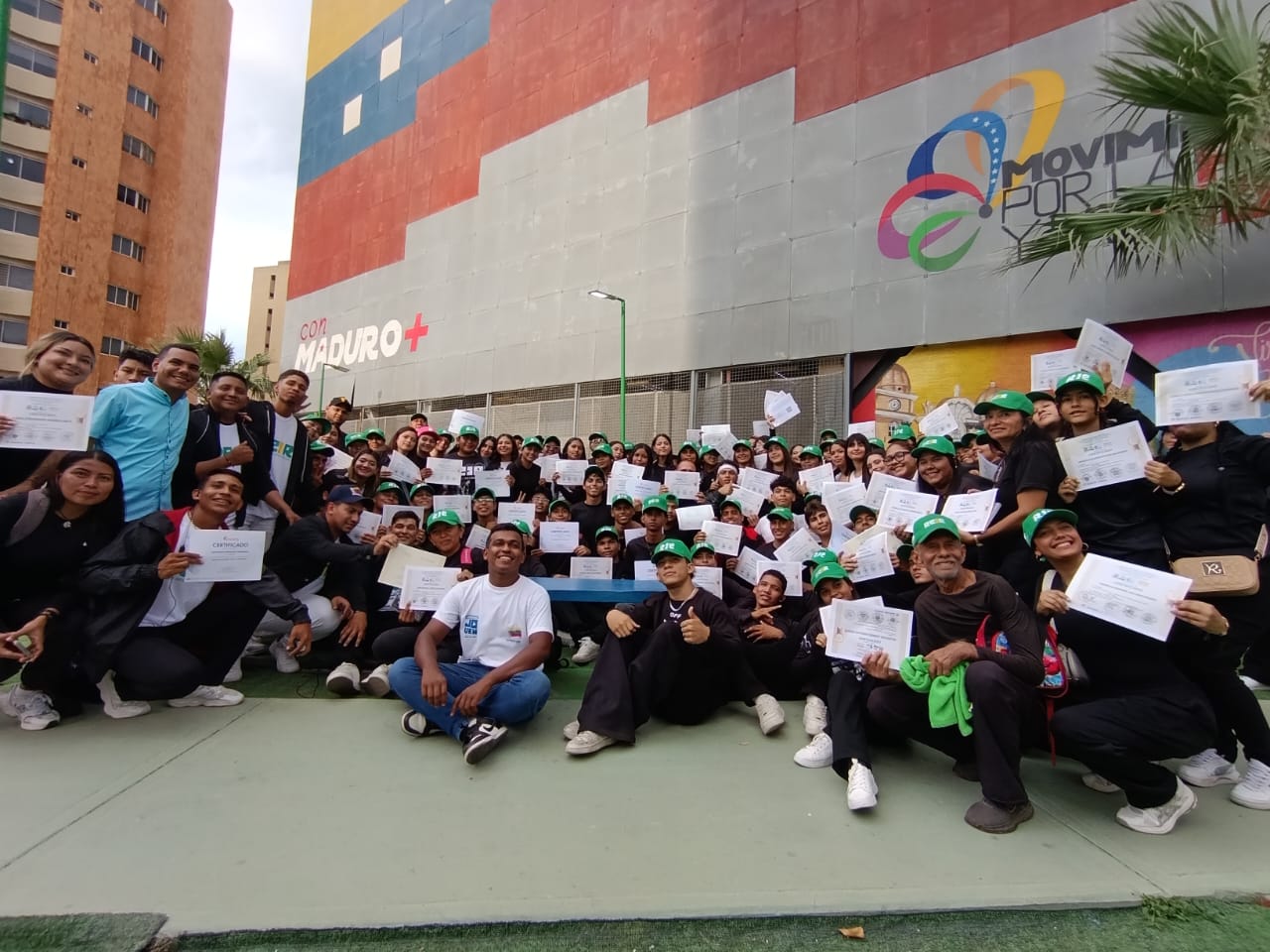 La juventud marabina es acreditada por el Inces Zulia