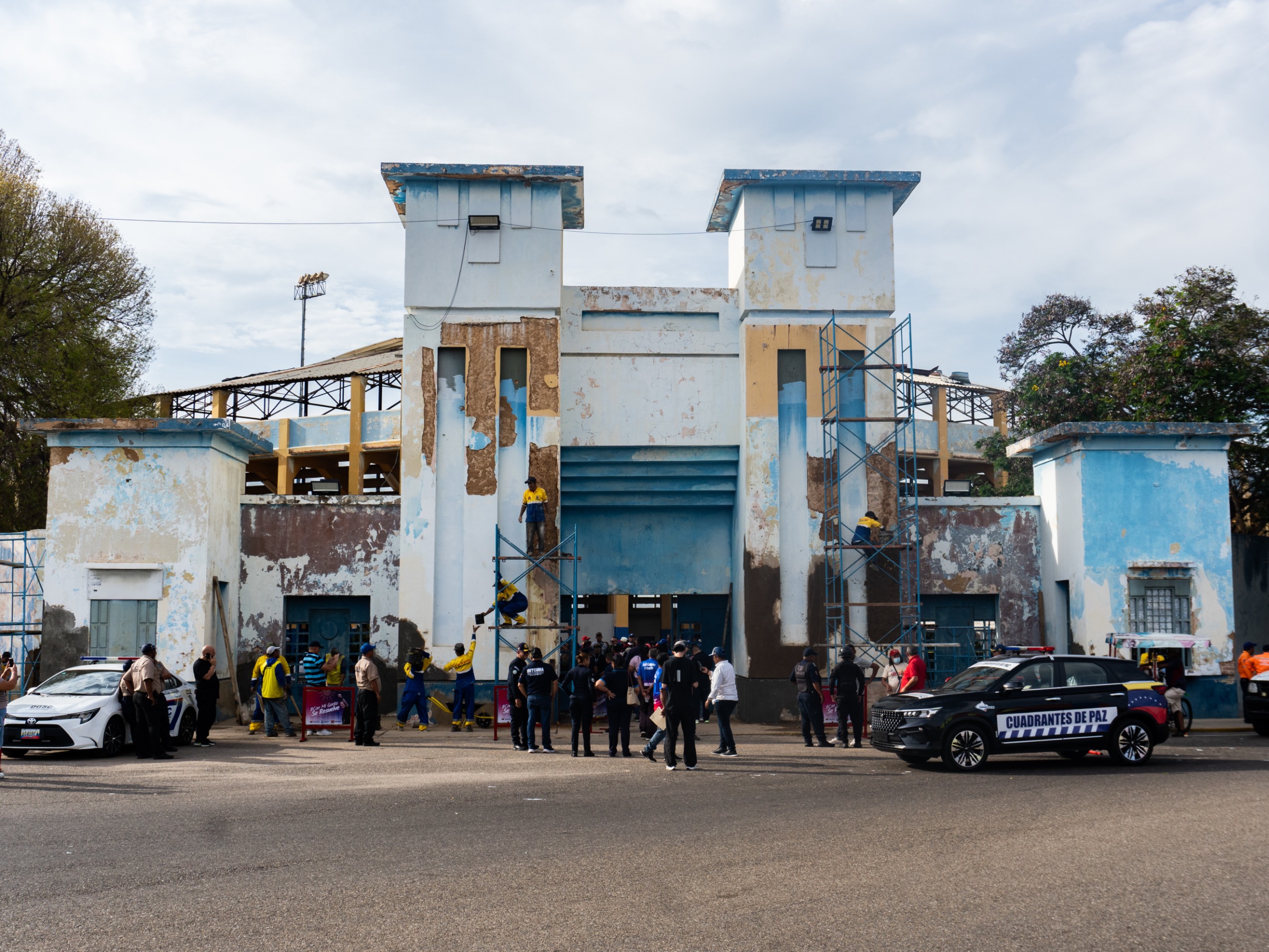 Presidenta del Concejo Municipal acompañó al alcalde Di Martino al inicio de la recuperación del estadio Alejandro Borges
