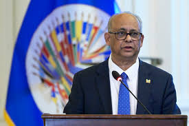 Albert Ramdin define el nuevo rol de la OEA en Venezuela: “Si tomamos partido, nos convertimos en parte del problema”