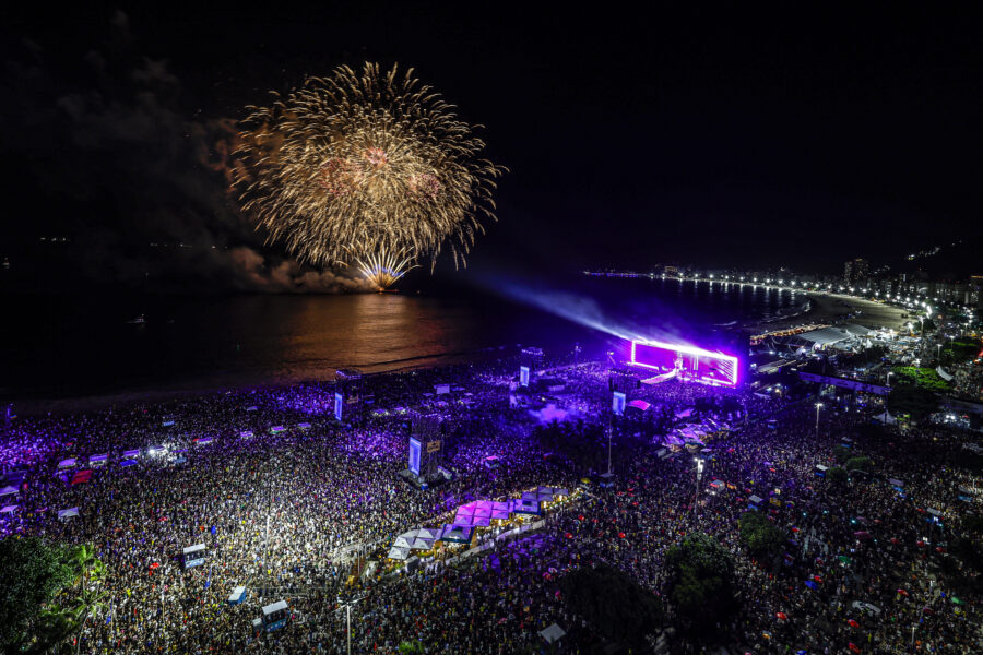 El rugido de la loba en Copacabana: Shakira hace historia ante dos millones de personas en Río