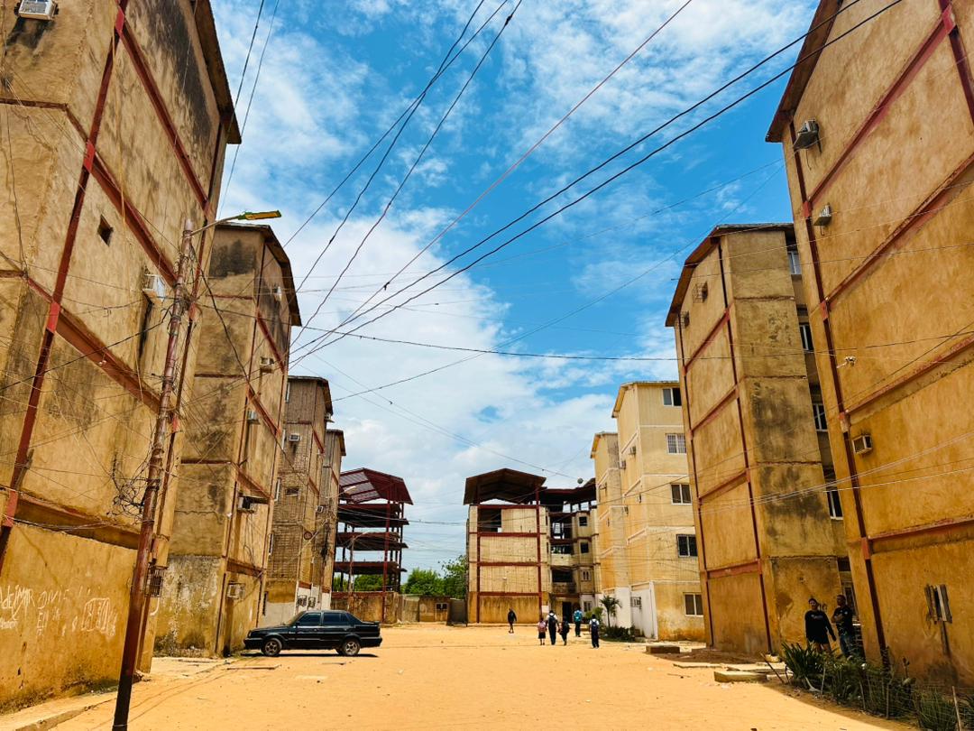 Gobernador Caldera supervisa reactivación de trabajos delcomplejo habitacional Gramoven para 200 familias de Maracaibo