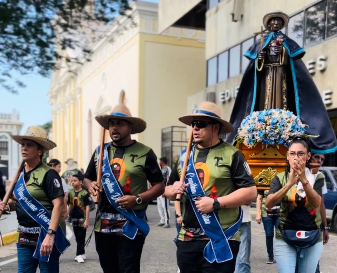 Con una sesión solemne y una espectacular puesta en escena de chimbangleros el Concejo Municipal de Maracaibo conmemoró el Día de la Afrovenezolanidad