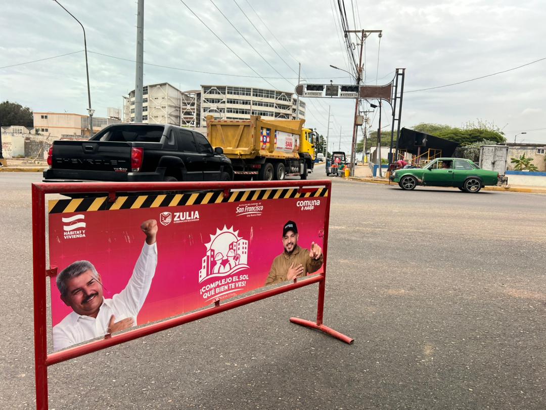 Alcaldía de San Francisco fortalece la seguridad vial con la instalación de sistemas UPS en semáforos