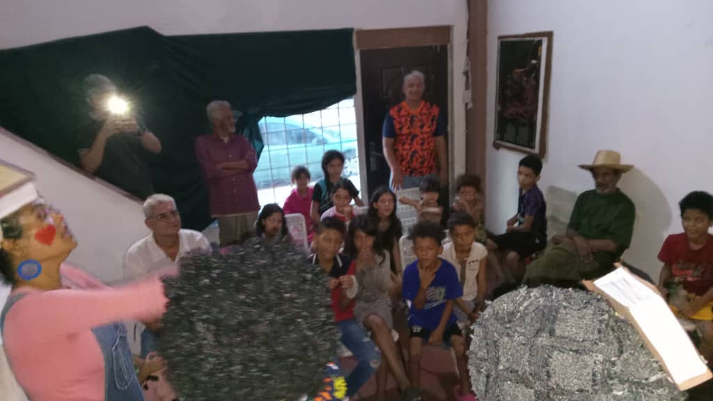Cuentos infantiles en homenaje a Aquiles Nazoa se lucieron en la Salita El Brillante del centro de la ciudad de Maracaibo