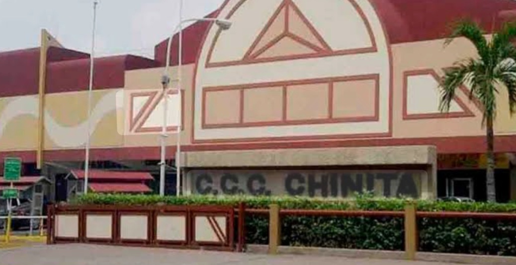 Alcalde Di Martino: “En 48 horas se restablecerá electricidad del área afectada del CC Ciudad Chinita”