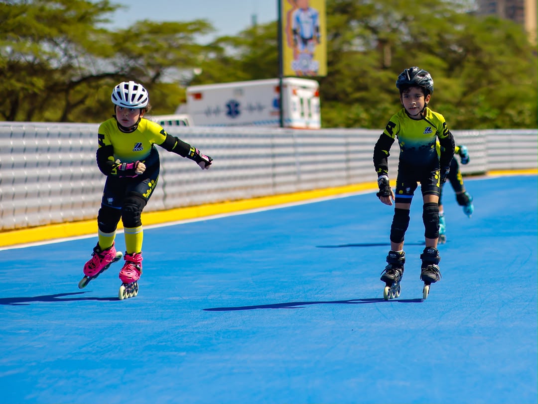 Gobernador Luis Caldera y el ministro de Deporte inauguranel Patinódromo «Alfredo León Moreno» en la Vereda del Lago