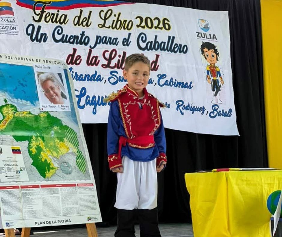 Feria del Libro cierra con tributo a Simón Bolívar en la Costa Oriental del Lago
