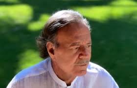 «Mi cariño sigue intacto»: Julio Iglesias se solidariza con el pueblo venezolano tras el devastador «doblete sísmico»