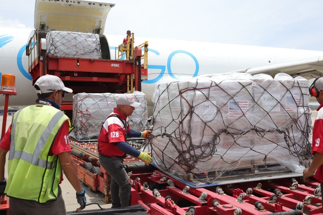 Puente humanitario de Global Empowerment Mission: Llegan dos toneladas de ayuda para las zonas afectadas