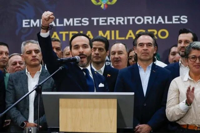 Mano dura contra el crimen: De la Espriella fija en Medellín la sede del Escudo de las Américas