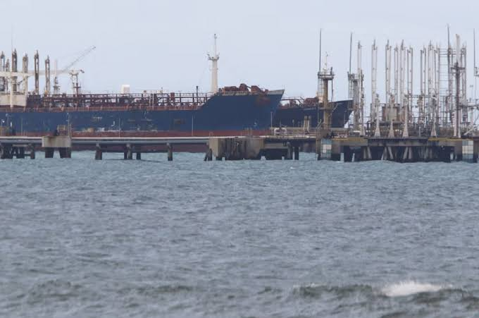 Venezuela se afianza como el segundo proveedor clave de petróleo para las refinerías de EE.UU.