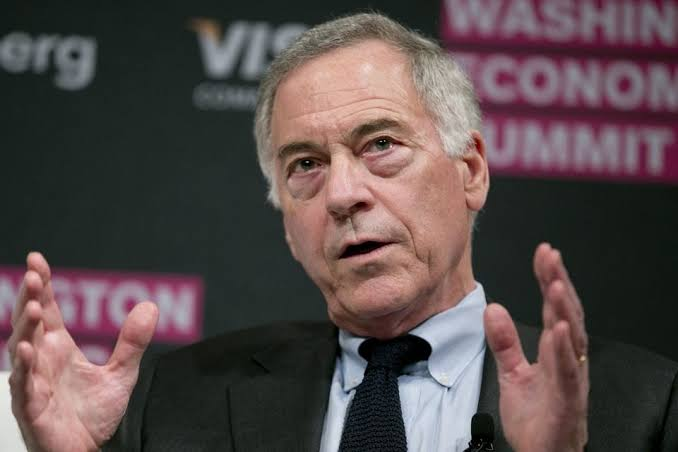 Perfil de Steve Hanke, el influyente economista que lidera el proyecto de dolarización en Venezuela