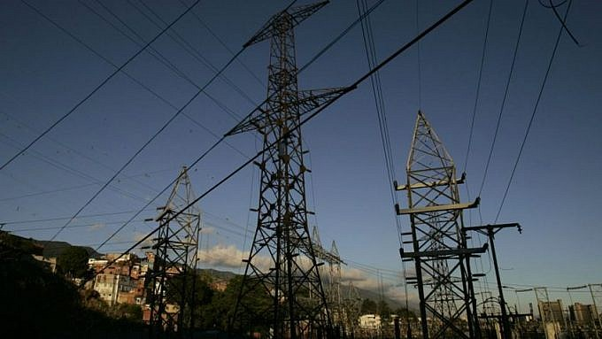 Extraoficial: Inestabilidad en la Subestación Yaracuy causó «bote de carga» el apagón en nueve estados