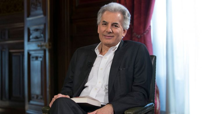 Keiko Fujimori designa a Álvaro Vargas Llosa como nuevo embajador de Perú ante Estados Unidos