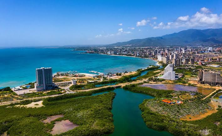 Operadores de Canadá alistan inspección técnica en la Isla de Margarita para reabrir ruta turística
