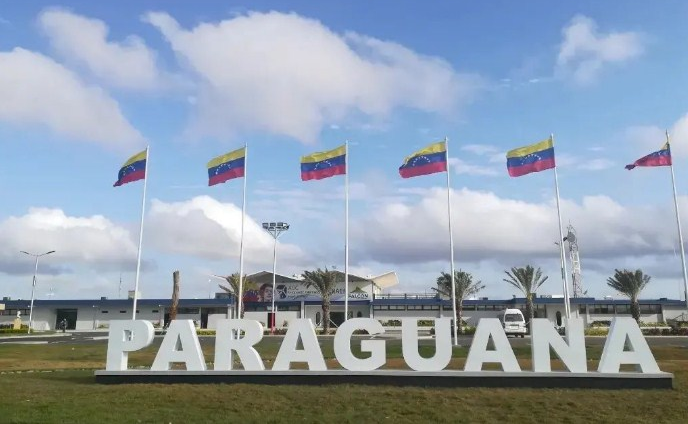 Conexión aérea Falcón-Aruba se perfila como motor de desarrollo comercial y turístico para Paraguaná