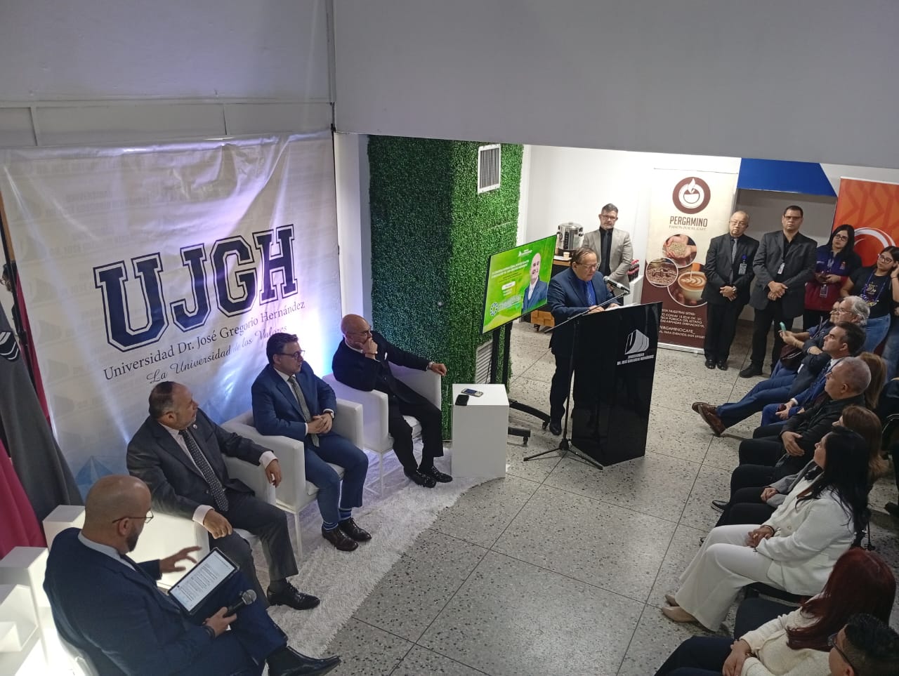 UJGH marca la ruta hacia el 2027 en su III Congreso Internacional de Investigación e Innovación