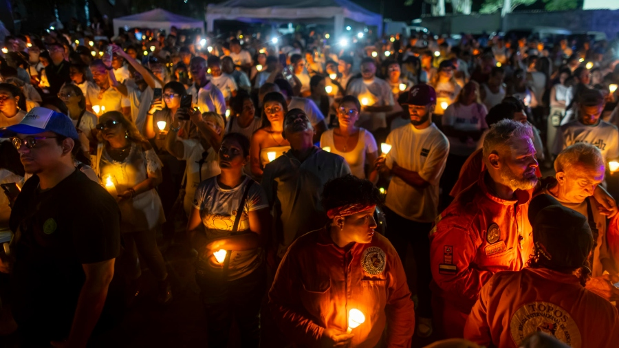 Luto y resiliencia: La Guaira rinde emotivo homenaje a 100 días de la tragedia telúrica