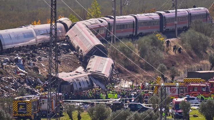 Tragedia en Toledo: Al menos 68 muertos tras violenta colisión entre dos trenes de alta velocidad