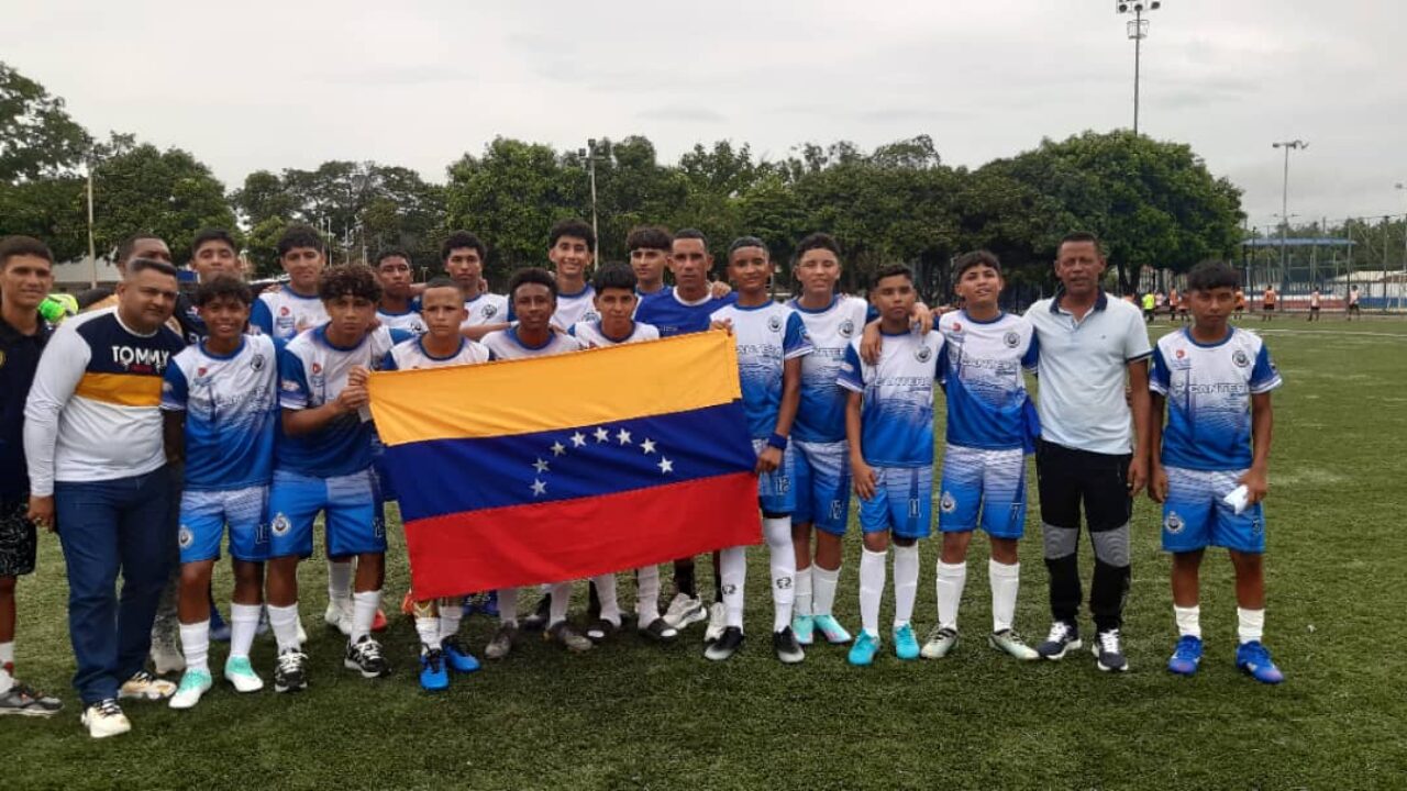 La escuela Unión Atlético Modelo del Oeste de Maracaibo representa a Venezuela en el campeonato internacional de fútbol campo en Colombia