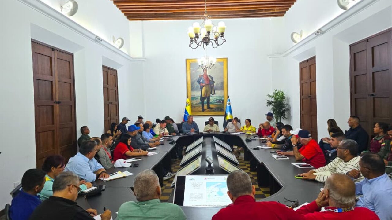 Reunión del Estado Mayor de los Servicios realizó balance del sistema eléctrico, agua, gas y transporte del Zulia