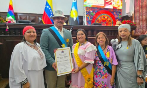 Gobernador Luis Caldera ratifica compromiso con los pueblos indígenas en sesión solemne del Clez