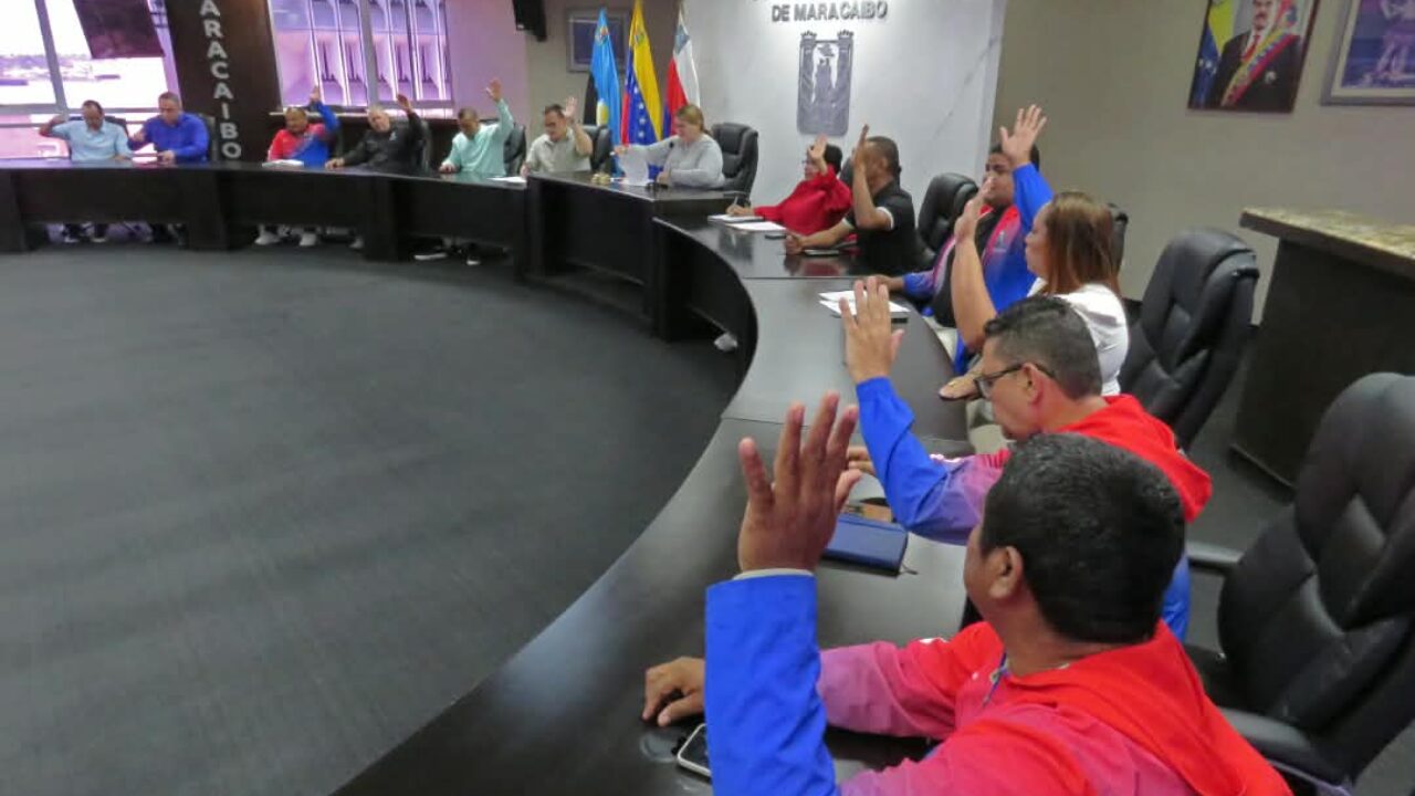 Aprueban créditos por excedentes de recaudación del Presupuesto Ordinario y SEDEMAT