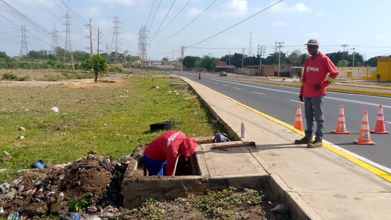 Gobernación del Zulia optimiza sistema de drenajes en la Circunvalación 3 a través del Iara