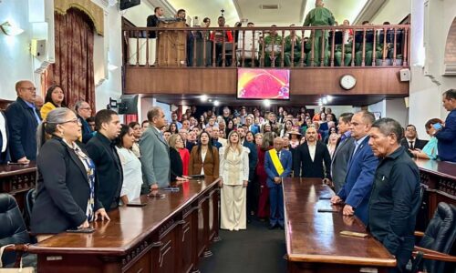 Gobernador Luis Caldera entrega el premio regional de Periodismo