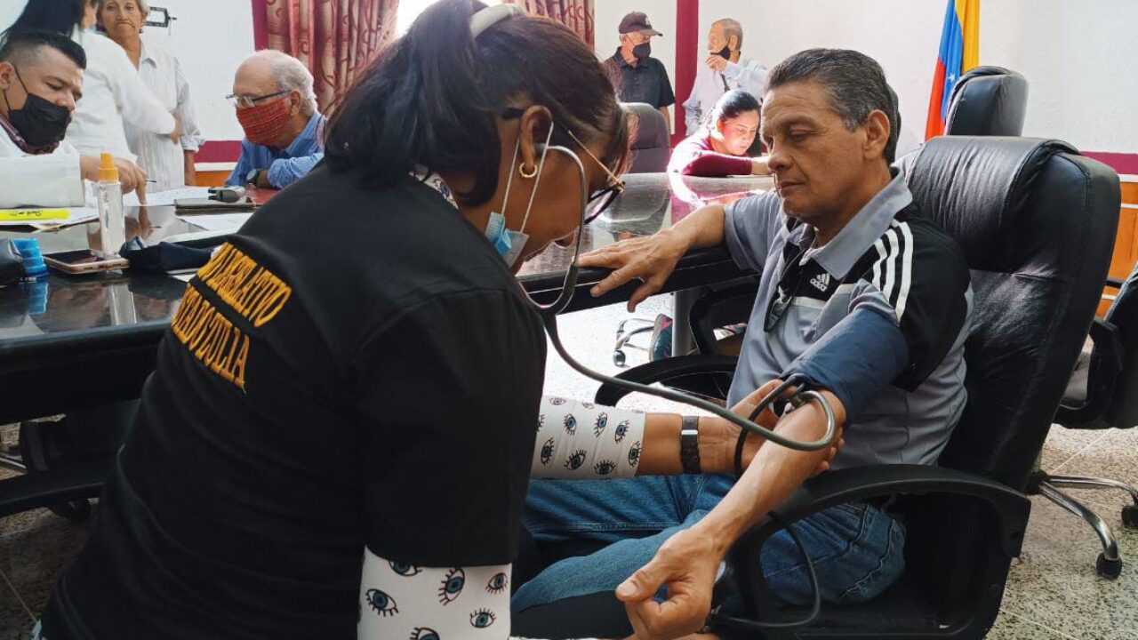 Clezulia atendió con jornada médica integral a sus jubilados y pensionados