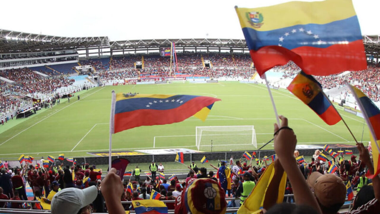 Ingreso de banderas al Estadio Monumental de Maturín quedó prohibido por la FVF