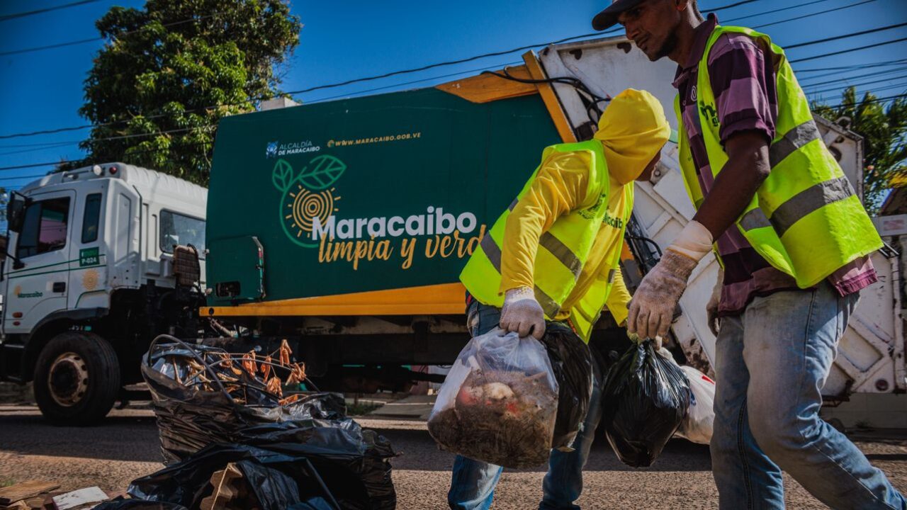 51 % del empresariado marabino reconoce que el servicio del aseo urbano “mejoró” en el segundo trimestre de 2024
