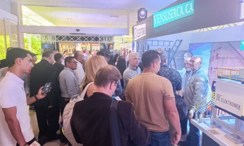 Hito histórico en la 8va Expo Internacional Petróleo, Industria y Comercio!