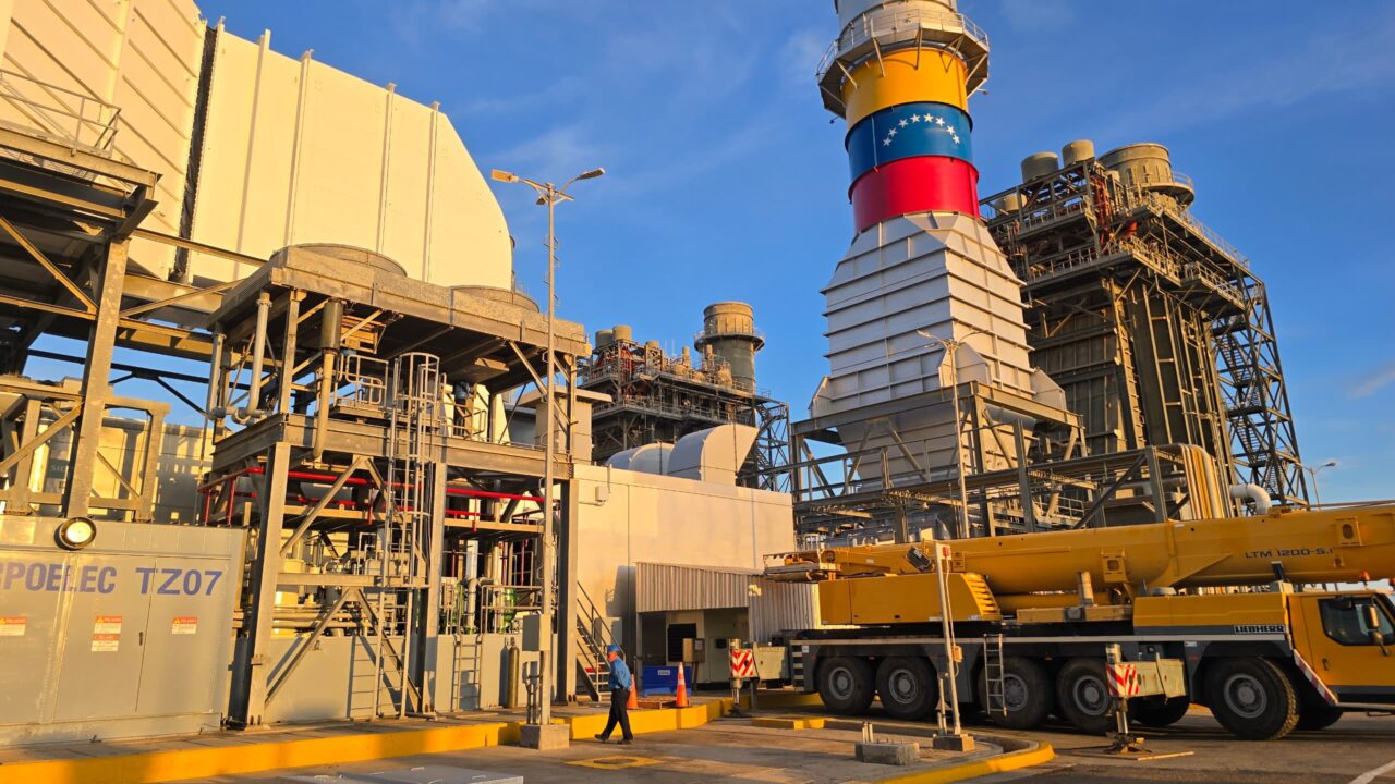 Gobernador Luis Caldera presentó avances de inversión en Termozulia para la estabilidad del sistema eléctrico en el estado