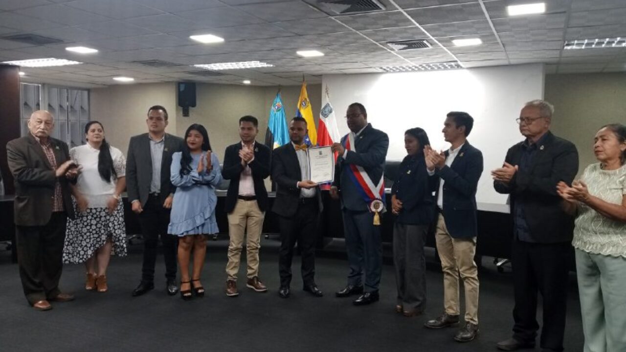 Concejo Municipal de Maracaibo conmemoró Día del Médico en sesión especial solemne