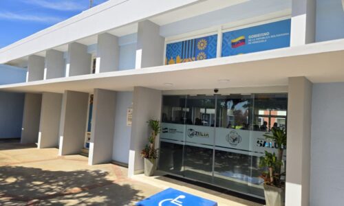 Gobernador Luis Caldera reinaugura el Instituto Hematológico de Occidente junto a la presidenta del Concejo Municipal de Maracaibo Dessiree Fernández