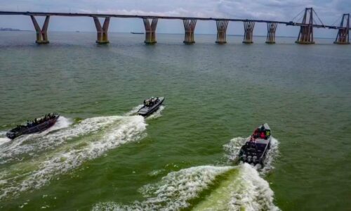 Expertos de la Comisión Especial de Infraestructura del Zulia evalúan condiciones estructurales del Puente sobre el Lago