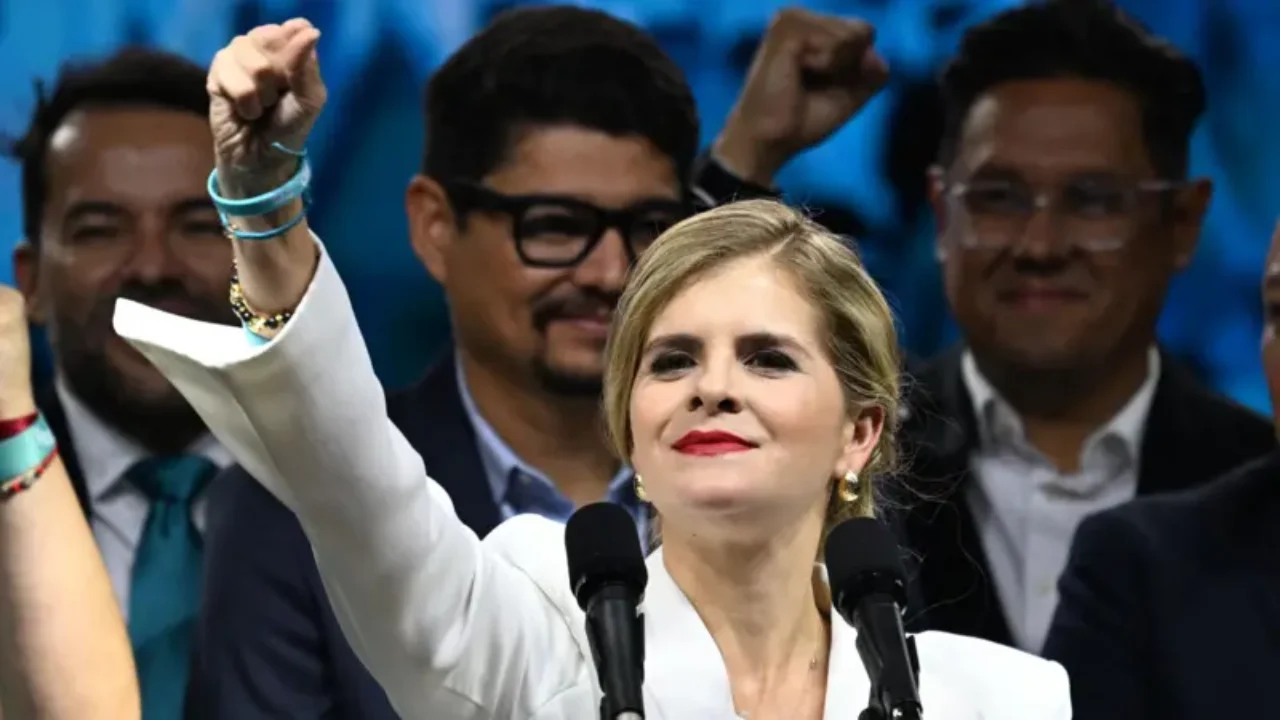 Costa Rica: Laura Fernández consolida el «Modelo Jaguar» y hace historia con un triunfo en primera vuelta