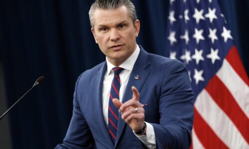 WASHINGTON (United States), 02/03/2026.- US Secretary of Defence Pete Hegseth speaks during a press briefing at the Pentagon, Washington, DC, USA, 02 March 2026. US and Israeli military conducted joint strikes against Iran, killing Iranian Supreme Leader Ayatollah Ali Khamenei. EFE/EPA/WILL OLIVER