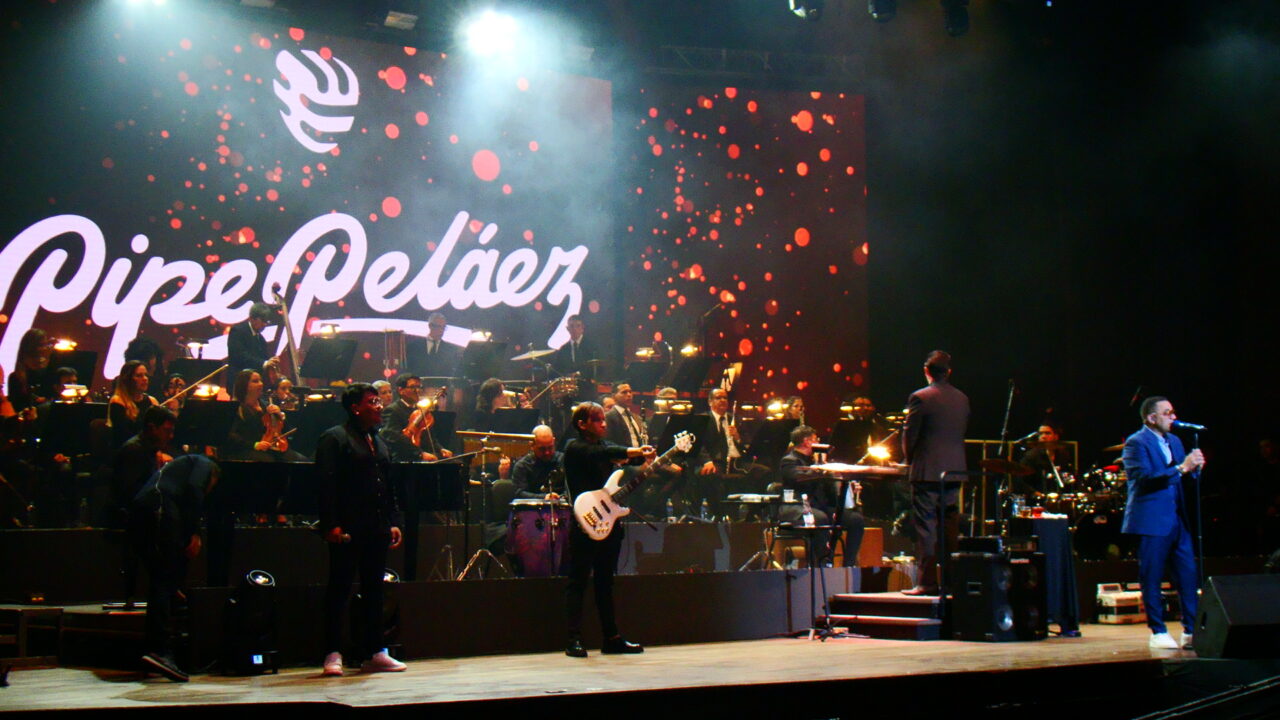 Felipe Peláez deleitó al los marabinos en concierto sinfónico y anecdótico con Vallenato