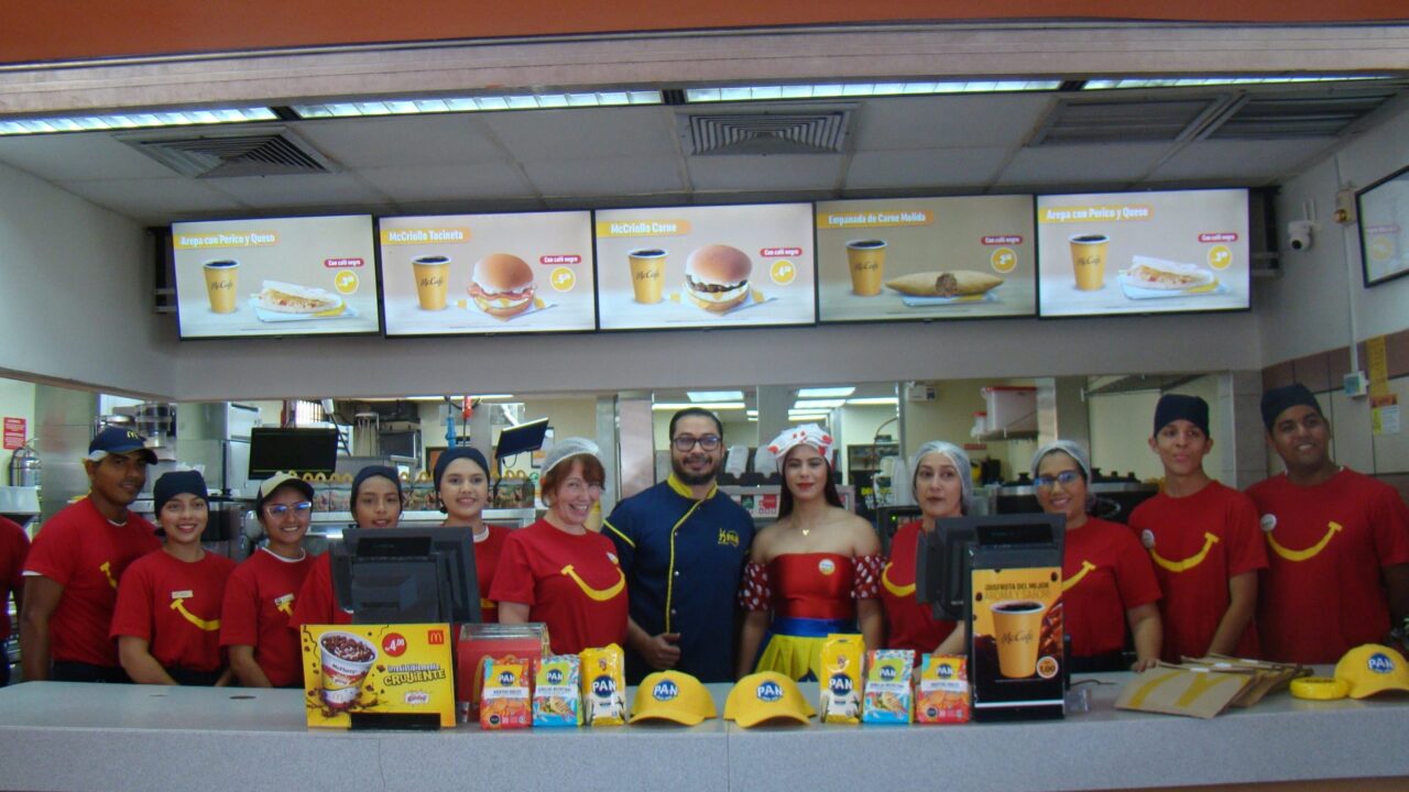 McDonald’s Celebra «El Mes de la Arepa», con Kiko Jhan y Pan Venezuela