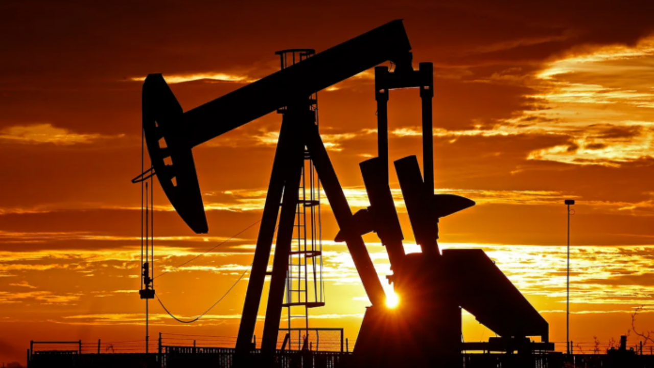 Fuerte subida del petróleo, tras anuncio de acuerdo comercial entre Estados Unidos y Reino Unido 