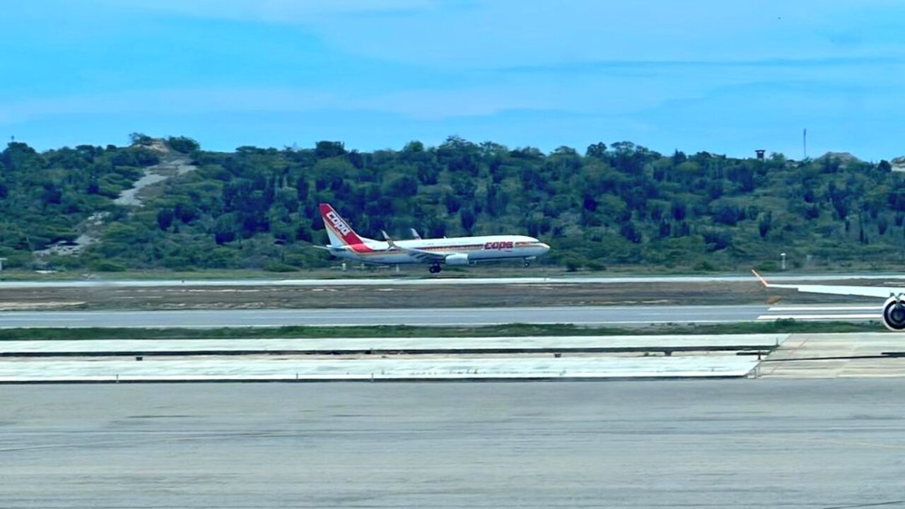 Venezuela recibe delegación de OACI para corroborar estándares de seguridad de la aviación
