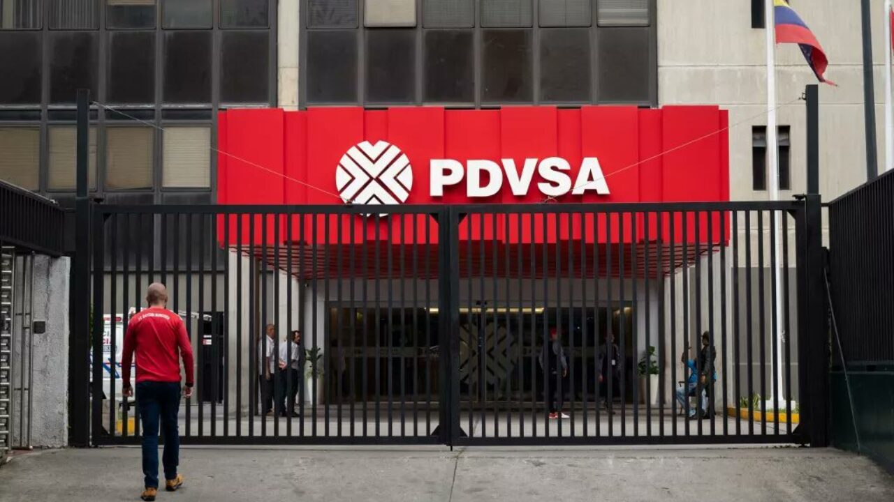 Interpol capturó dos venezolanos en Bogotá por presunto desfalco a Pdvsa