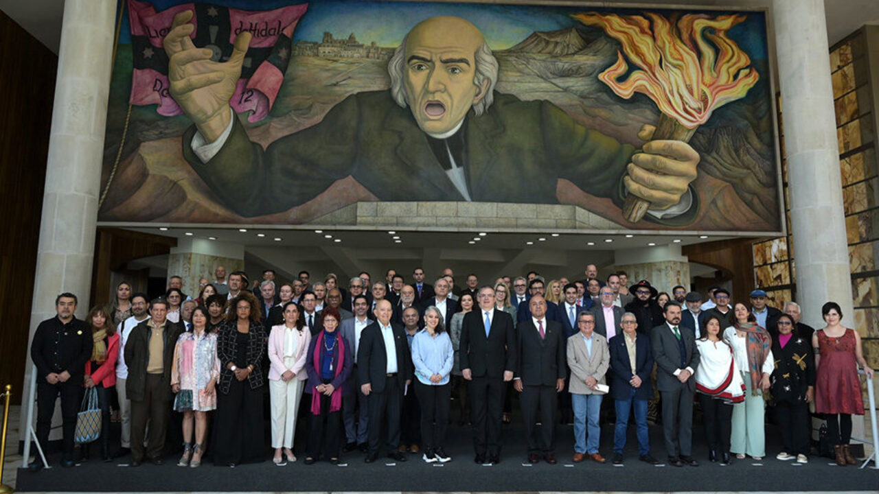 Inicia el segundo ciclo de negociación entre el Gobierno colombiano y el ELN en México