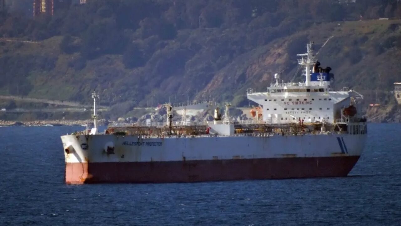 Arriban a Venezuela cargamentos de nafta estadounidense para impulsar el crudo pesado, segun Reuters