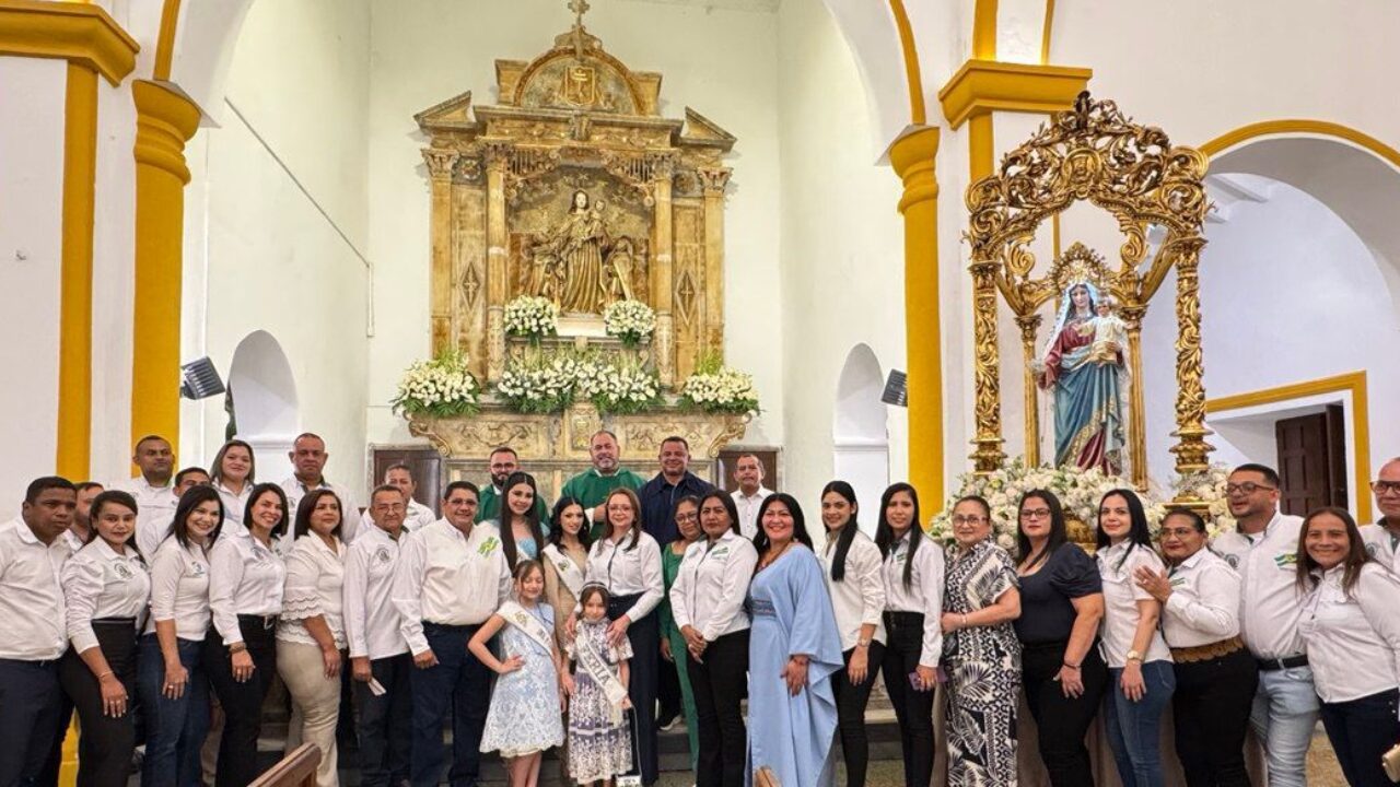 Celebrada Serenata en Honor a la Virgen del Rosario en Rosario de Perijá